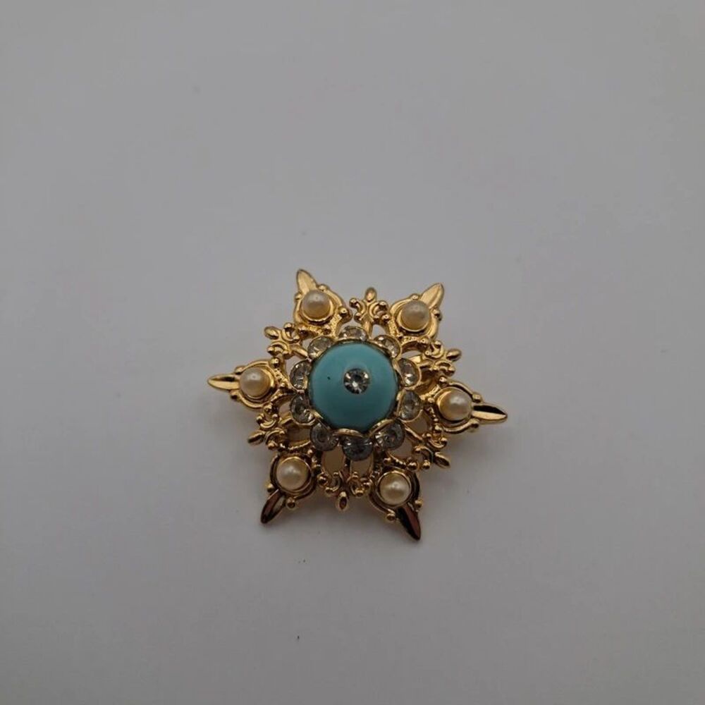 vintage Victorian Revival starburst brooch